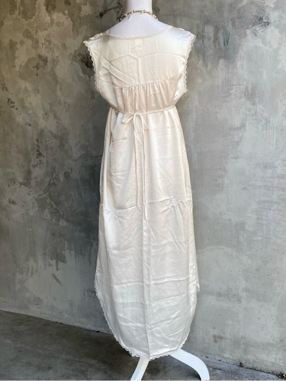 Vintage 80s Cream Coquette Milkmaid Satin Lace Maxi Dress - Picture 4 of 4